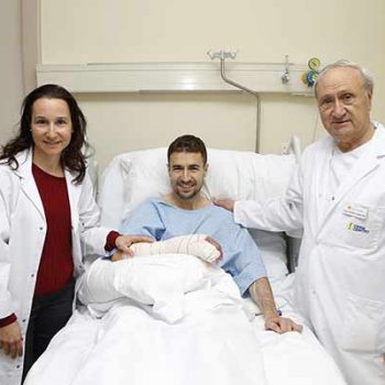 Gabi Operado Mano Derecha