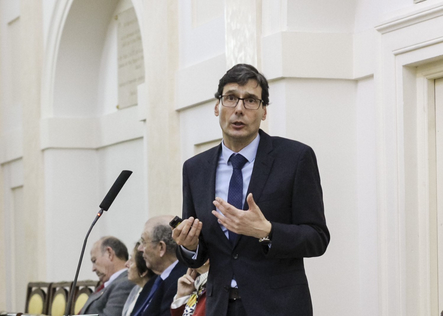 Manuel Serrano Catedra Pedro Guillen