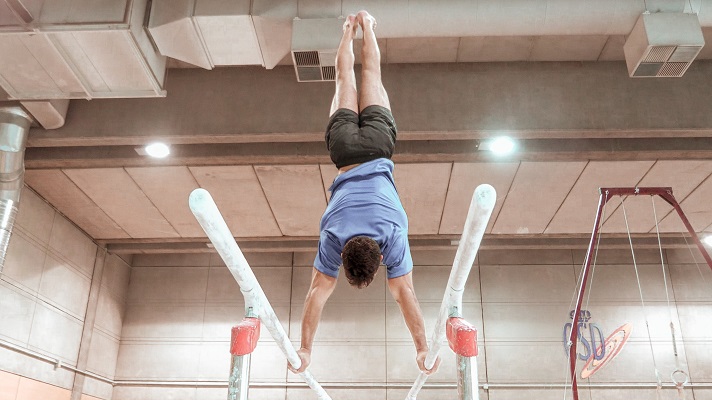 Las barras de tu gimnasio te están lesionando las muñecas?