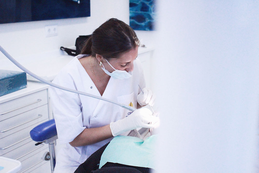 Especialistas Odontologia Madrid Dolor Bucodental