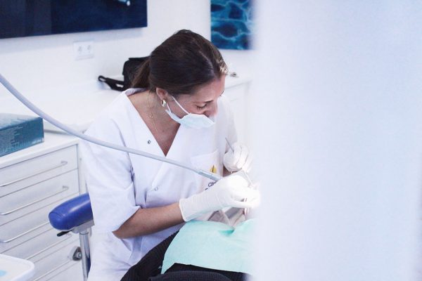 Odontologia Salud y Estética Dental