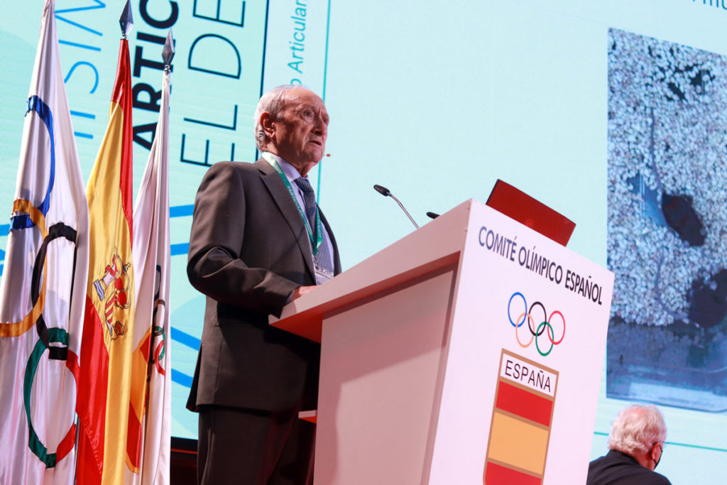 Homenaje a Pedro Guillen COE