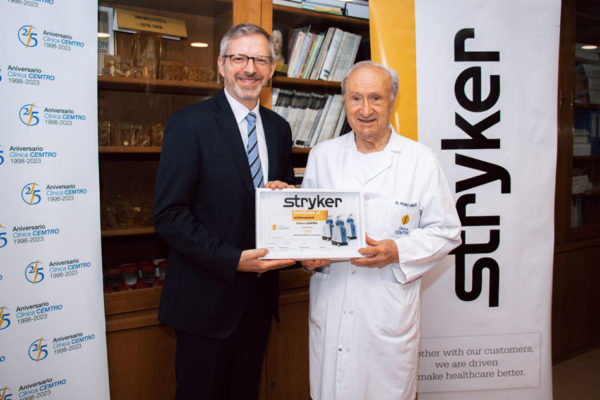 reconocimiento stryker a clinica cemtro