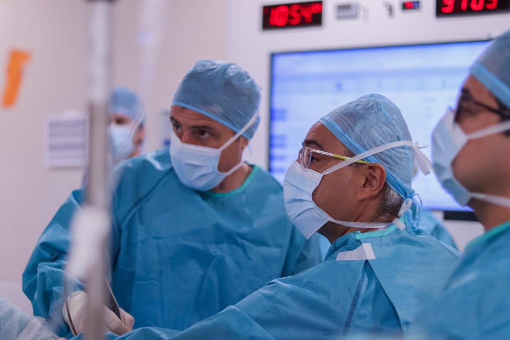 doctor santiago arauz practicas master hombro