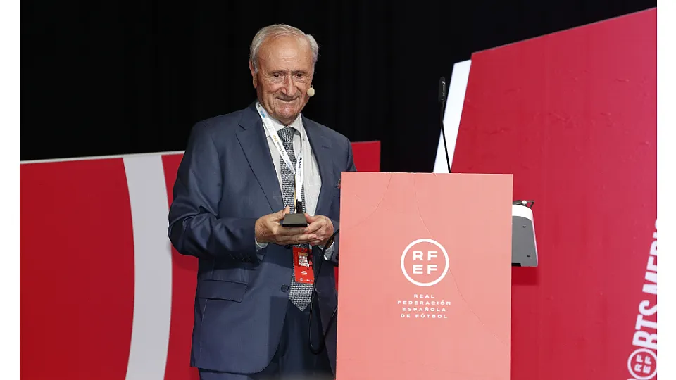 pedro guillen jornada sports medicine surgery rfef