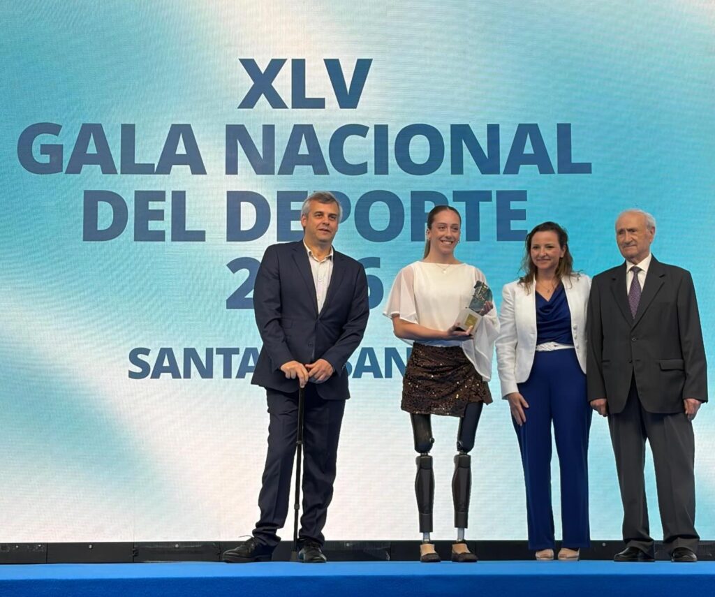 Los doctores Guillén participan en la Gala Nacional del Deporte 2026 y entregan un premio a Audrey Pascual